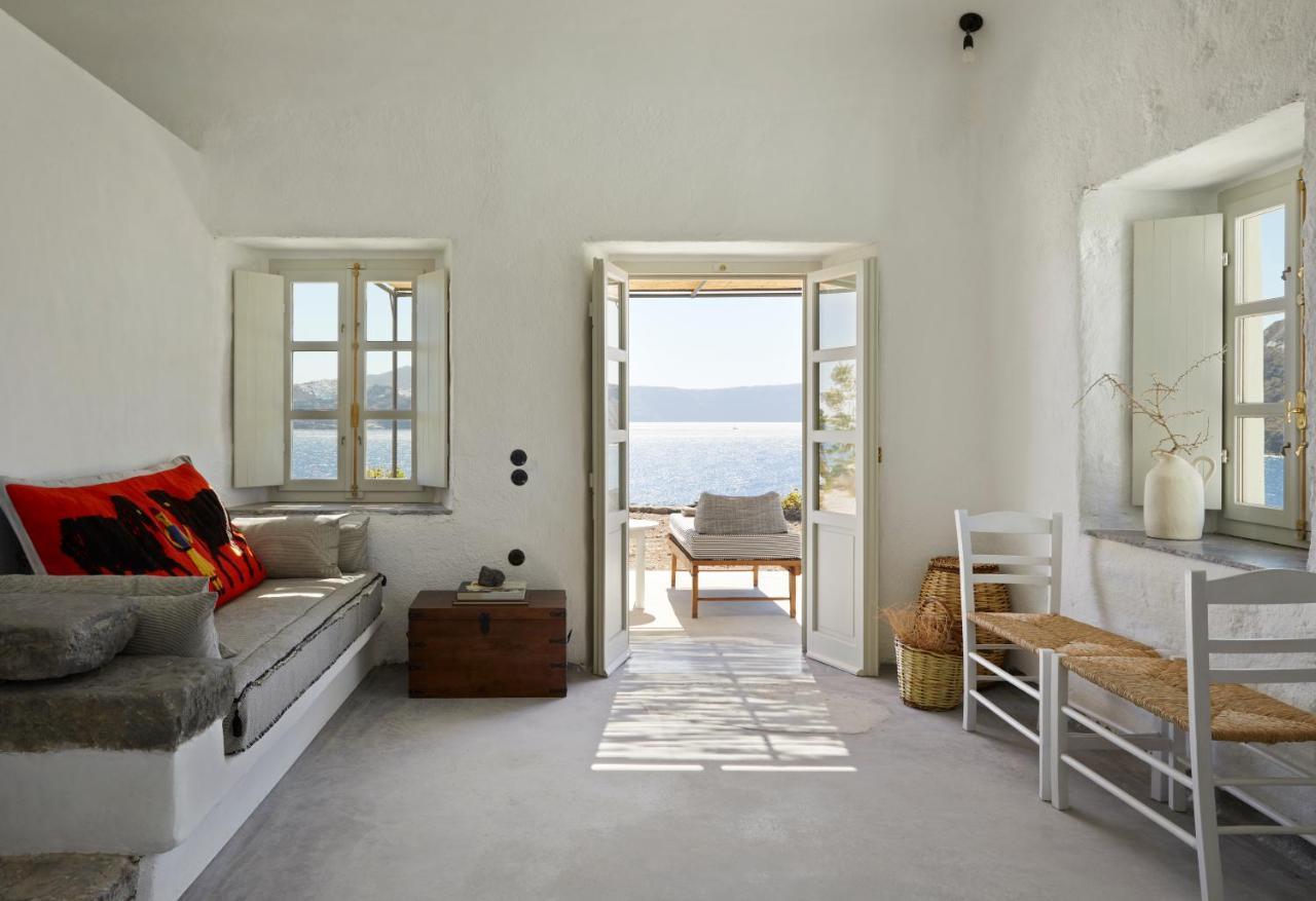 Santa Irini Retreat 호텔 티라시아 외부 사진