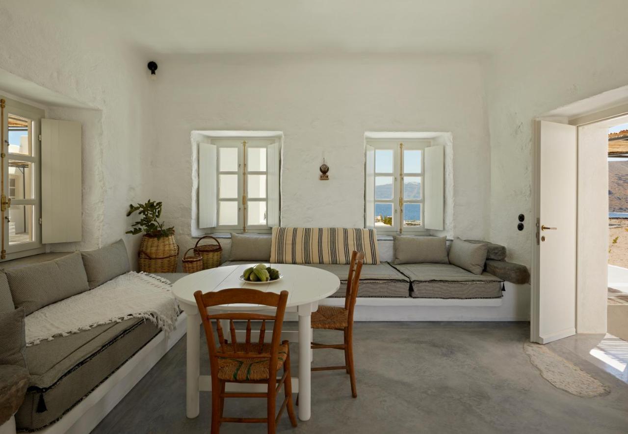 Santa Irini Retreat 호텔 티라시아 외부 사진