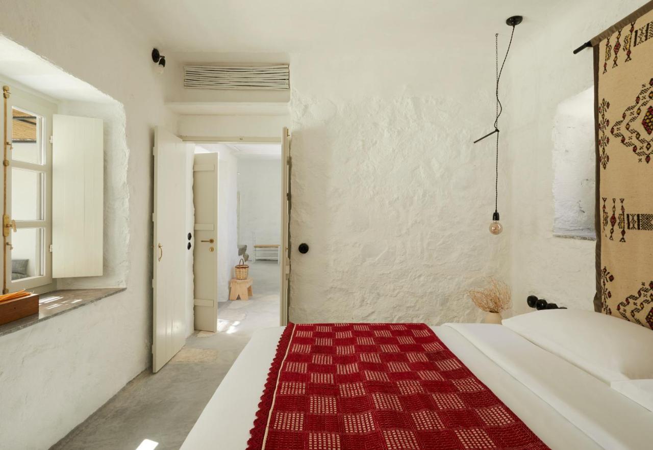 Santa Irini Retreat 호텔 티라시아 외부 사진
