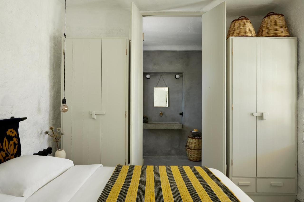 Santa Irini Retreat 호텔 티라시아 외부 사진